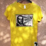 T.Shirt Femme Marcus Garvey one god one aim one destiny -jaune